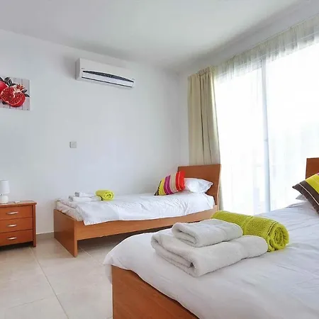 Willa Luxury 5 Bedroom With Pool