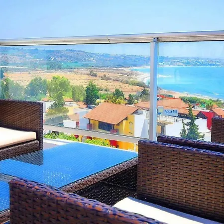 Luxury 5 Bedroom With Pool Willa Coral Bay